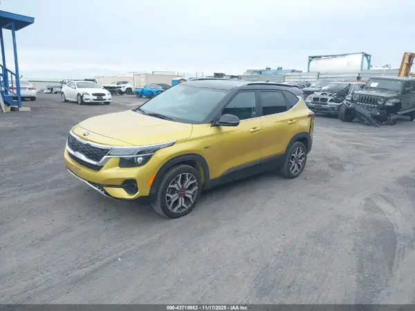 KNDEUCA25M7202616 2021 KIA SELTOS - Image 2