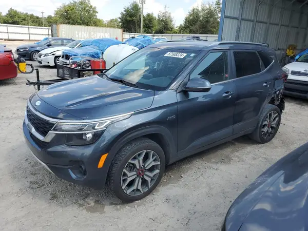 KNDEUCA27M7088229 2021 KIA SELTOS - Image 1