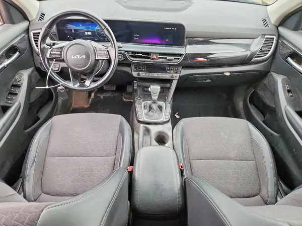 KNDEUCA70R7611013 2024 KIA SELTOS - Image 8