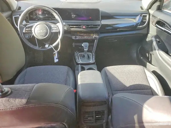 KNDEUCA72R7492378 2024 KIA SELTOS - Image 8
