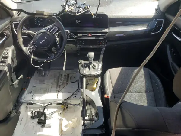 KNDEUCA75R7626767 2024 KIA SELTOS - Image 8