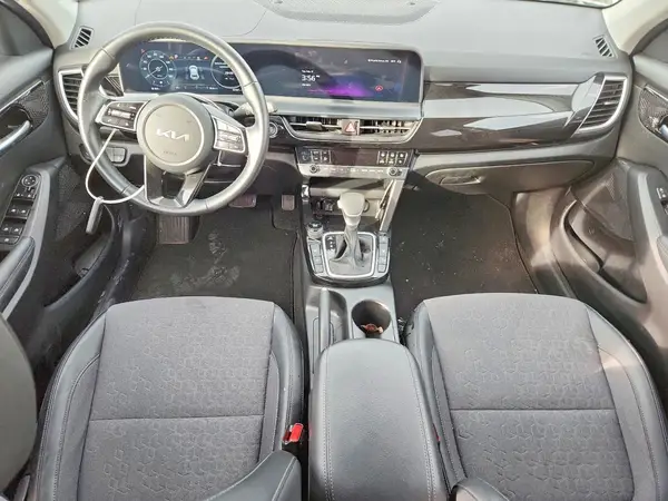 KNDEUCA78R7497715 2024 KIA SELTOS - Image 8