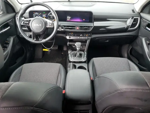 KNDEUCA7XR7573256 2024 KIA SELTOS - Image 8