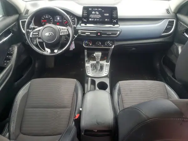 KNDEUCAA0M7041311 2021 KIA SELTOS - Image 8