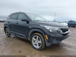 KNDEUCAA0M7208301 2021 KIA SELTOS