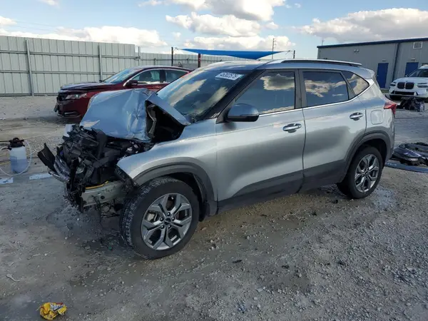 KNDEUCAA0R7521923 2024 KIA SELTOS - Image 1