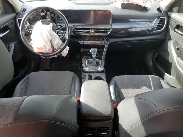 KNDEUCAA0R7635551 2024 KIA SELTOS - Image 8