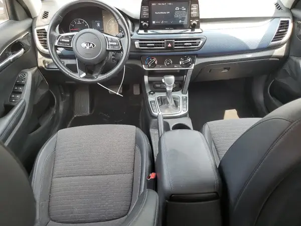 KNDEUCAA1M7146312 2021 KIA SELTOS - Image 8