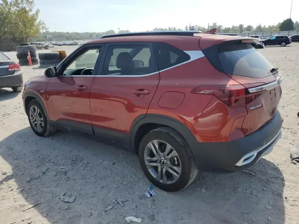 KNDEUCAA1M7149565 2021 KIA SELTOS - Image 2