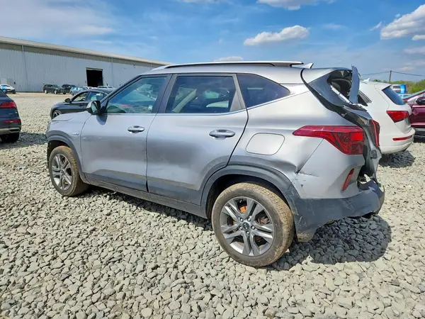 KNDEUCAA1M7157519 2021 KIA SELTOS - Image 2