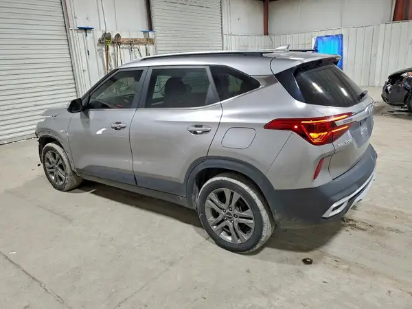 KNDEUCAA1N7269514 2022 KIA SELTOS - Image 2