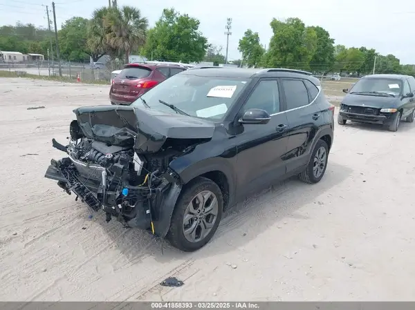 KNDEUCAA1R7534843 2024 KIA SELTOS - Image 2