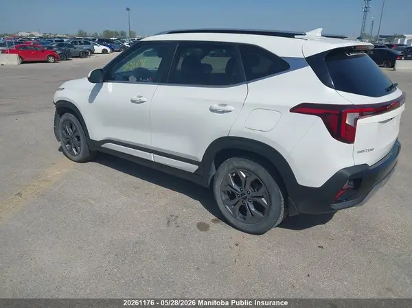 KNDEUCAA1R7548015 2024 KIA SELTOS - Image 2