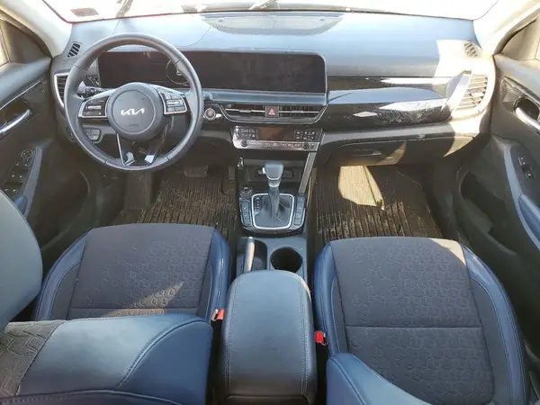 KNDEUCAA1R7550105 2024 KIA SELTOS - Image 8