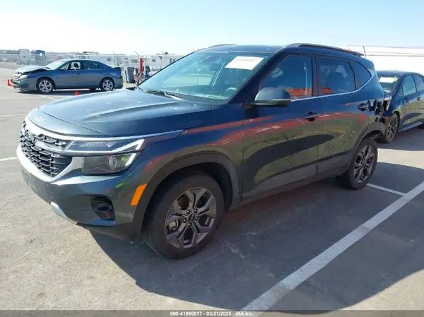 KNDEUCAA1R7606866 2024 KIA SELTOS - Image 2