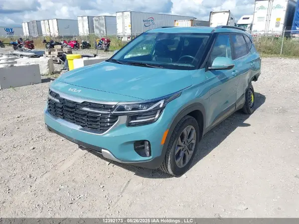 KNDEUCAA1R7640838 2024 KIA SELTOS - Image 2