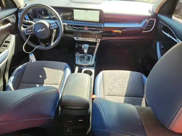 KNDEUCAA1S7814168 2025 KIA SELTOS - Image 8