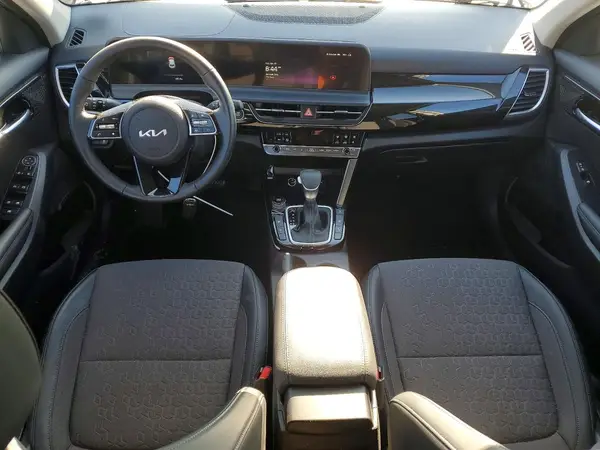 KNDEUCAA1S7824019 2025 KIA SELTOS - Image 8