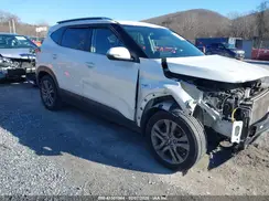 KNDEUCAA2M7041116 2021 KIA SELTOS