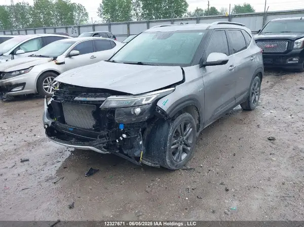 KNDEUCAA2M7069403 2021 KIA SELTOS - Image 2