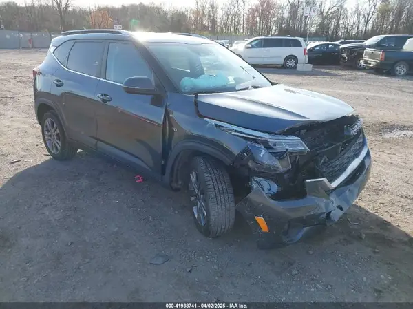 KNDEUCAA2M7096049 2021 KIA SELTOS - Image 1