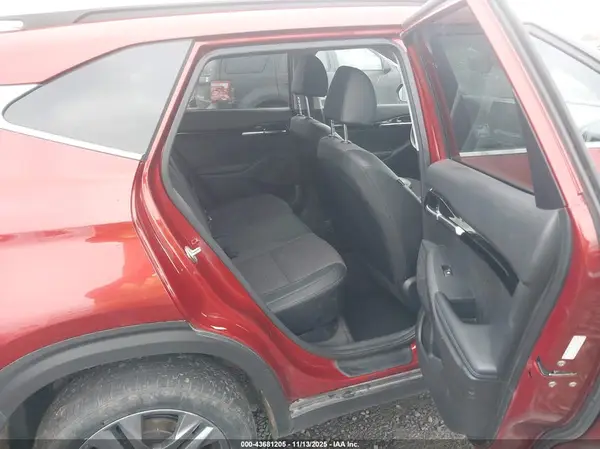 KNDEUCAA2M7141250 2021 KIA SELTOS - Image 8