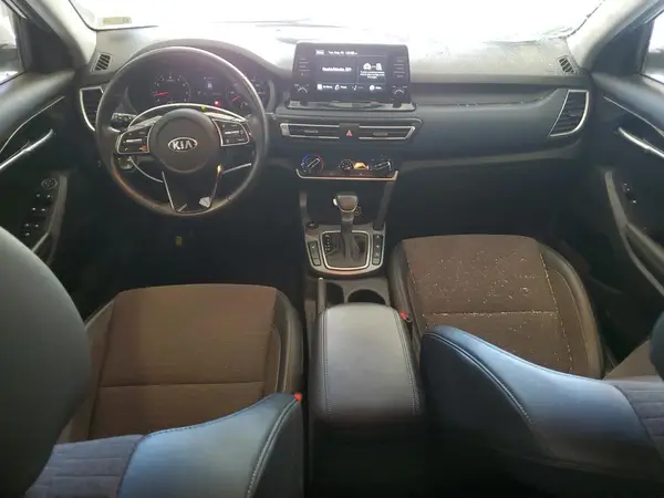 KNDEUCAA2M7168853 2021 KIA SELTOS - Image 8