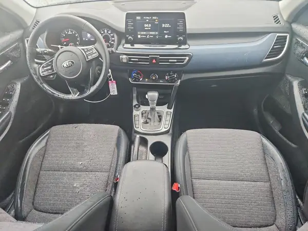 KNDEUCAA2M7172952 2021 KIA SELTOS - Image 8