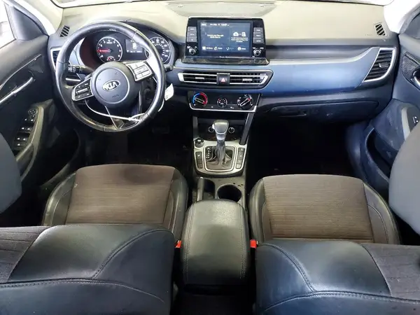 KNDEUCAA2M7186849 2021 KIA SELTOS - Image 8