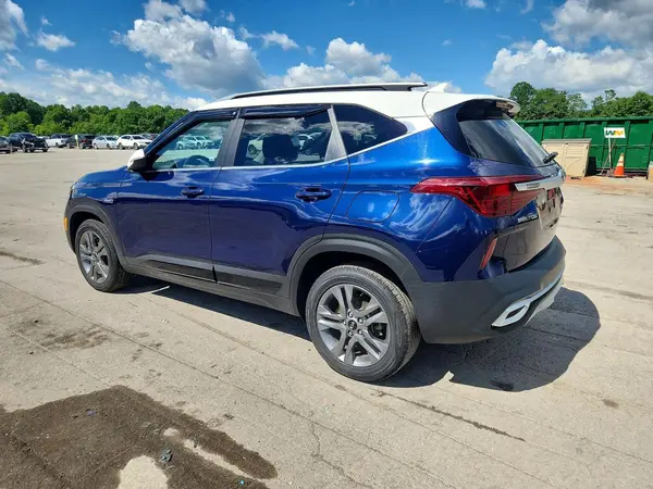 KNDEUCAA2M7224497 2021 KIA SELTOS - Image 2