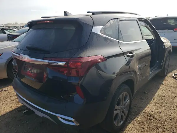 2023 KIA SELTOS COPART lot 68051004 auction photo 3