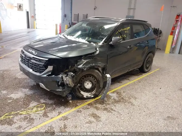 KNDEUCAA2R7538321 2024 KIA SELTOS - Image 2