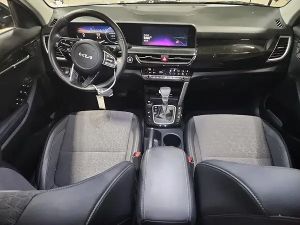 KNDEUCAA2R7544717 2024 KIA SELTOS - Image 8
