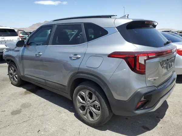 KNDEUCAA2R7552557 2024 KIA SELTOS - Image 2