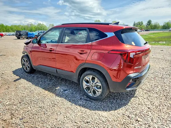 KNDEUCAA2R7552560 2024 KIA SELTOS - Image 2