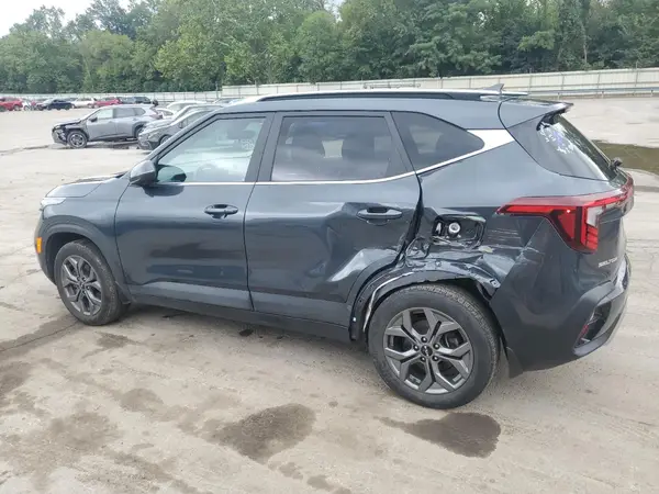KNDEUCAA2R7567348 2024 KIA SELTOS - Image 2