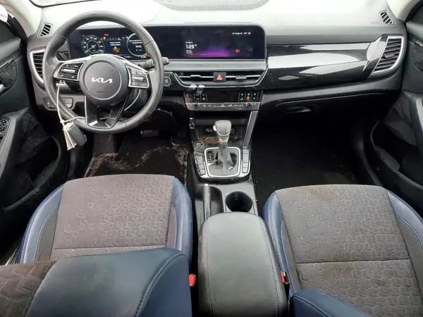 KNDEUCAA2R7577426 2024 KIA SELTOS - Image 8