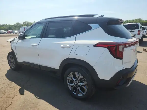 KNDEUCAA2R7585266 2024 KIA SELTOS - Image 2