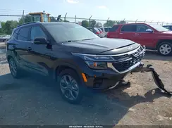 KNDEUCAA2R7605483 2024 KIA SELTOS