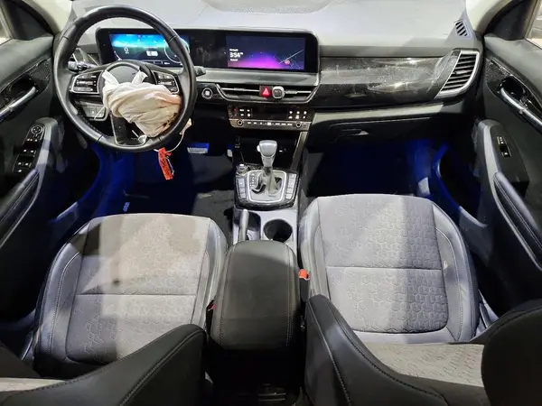KNDEUCAA2R7610635 2024 KIA SELTOS - Image 8