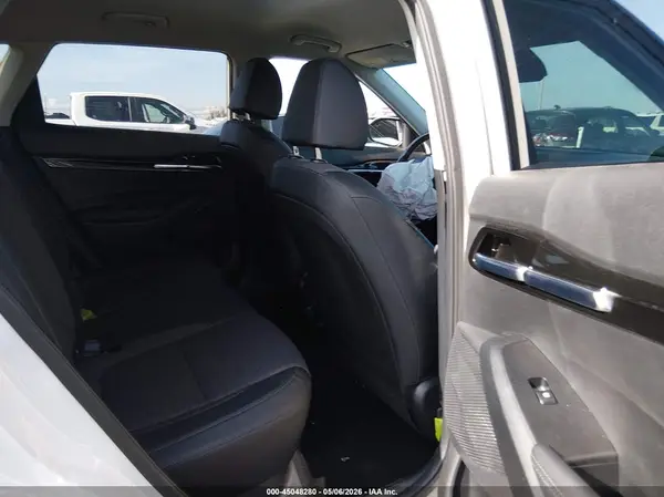 KNDEUCAA2R7635373 2024 KIA SELTOS - Image 8