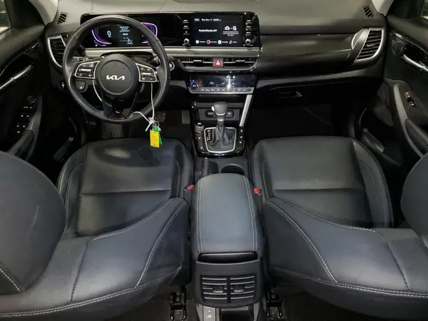 KNDEUCAA2S7702592 2025 KIA SELTOS - Image 8
