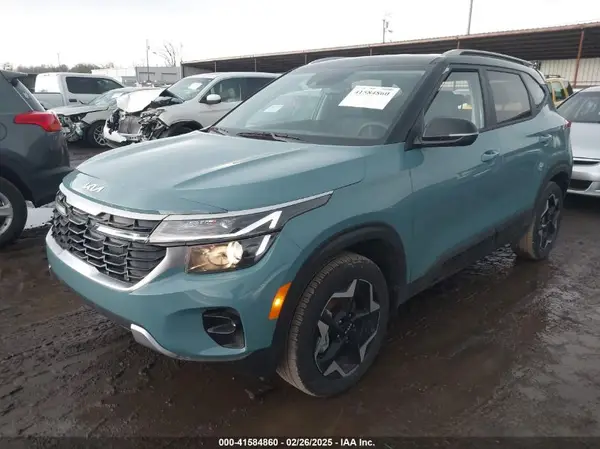 KNDEUCAA2S7735012 2025 KIA SELTOS - Image 2