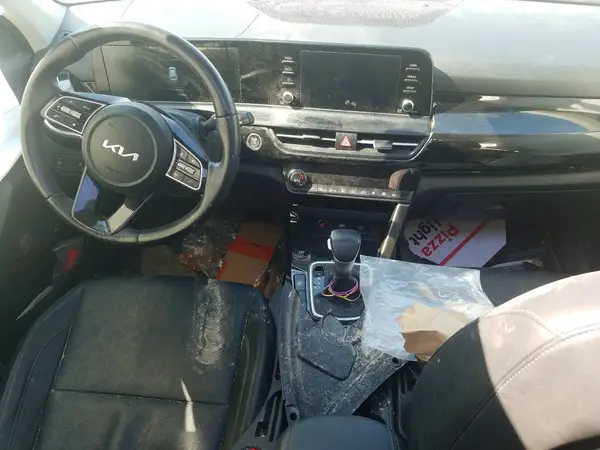 KNDEUCAA2S7760251 2025 KIA SELTOS - Image 8
