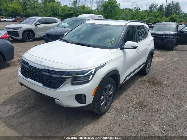 KNDEUCAA2S7761125 2025 KIA SELTOS - Image 2