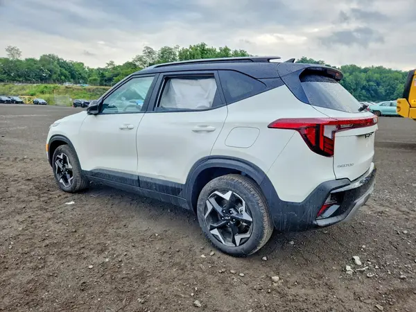 KNDEUCAA2S7801753 2025 KIA SELTOS - Image 2