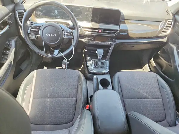 KNDEUCAA2T7846077 2026 KIA SELTOS - Image 8
