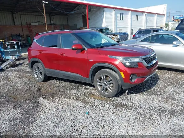 KNDEUCAA3M7073038 2021 KIA SELTOS - Image 1