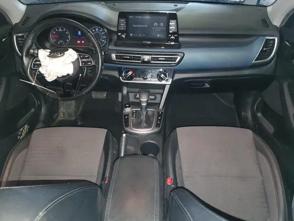 KNDEUCAA3M7083097 2021 KIA SELTOS - Image 8
