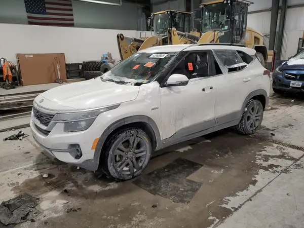 KNDEUCAA3M7096559 2021 KIA SELTOS - Image 1
